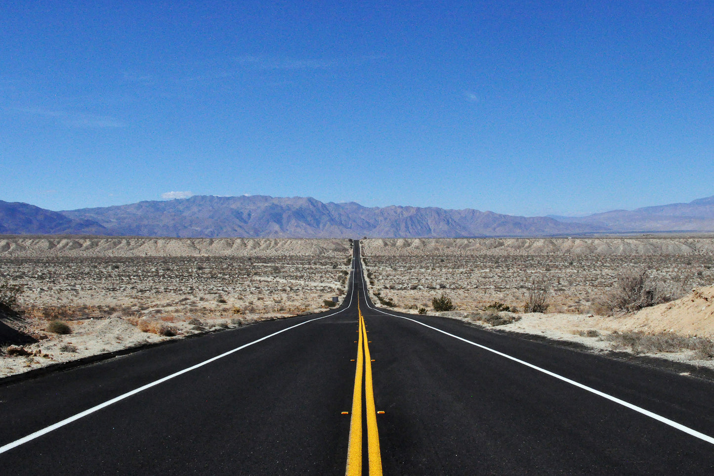 Canvas Anza Borrego Road
