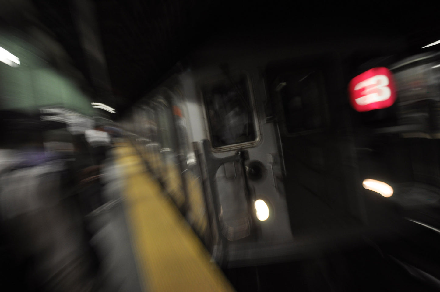 Canvas New York Three Train