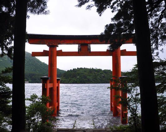 Canvas Lake Ashi